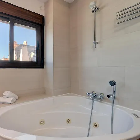 Apartment Casa Alegria - Family 1 Km From Center